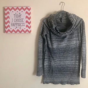 🎉 Maurices Cowl Neck Sweatshirt